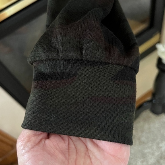 NEW Social Standard by Sanctuary Camo Daytripper Cardigan Sweater Sz. L - Picture 8 of 14